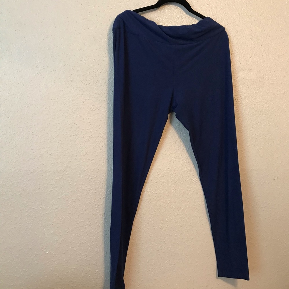 LulaRoe navy blue leggings